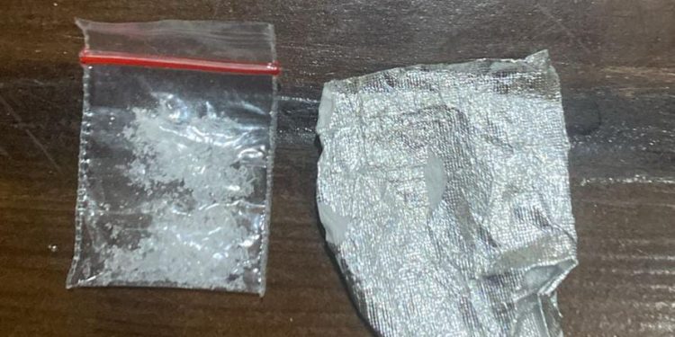 Sedang Nongkrong, Pengedar Sabu Diamankan di Cikande Permai