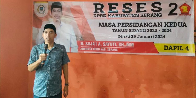 Warga Cikedung Ngeluh ke Dewan Jalanan Rusak
