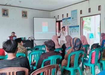 Masyarakat di Sangkanwangi Kabupaten Lebak Dilatih Ubah Sampah Jadi Uang