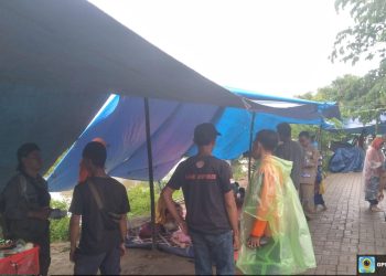 Antisipasi Banjir Tak Surut, Tenda Pengungsian Disiapkan