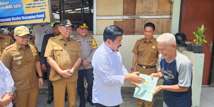 490 ribu Sertifikat Tanah Dibagikan di Tangsel