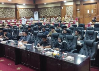 Rapat Paripurna DPRD Kabupaten Serang Molor 1,5 Jam
