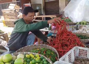 Harga Bumbu Dapur di Pasar Badak Pandeglang Melonjak