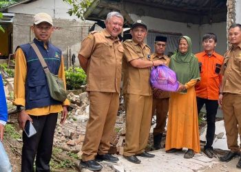 Satu Rumah Warga Roboh Akibat Gempa Bumi, Pemkab Pandeglang Kirim Bantuan Logistik