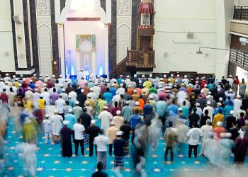 Selama Ramadan, Pemkab Tangerang Tarawih Keliling dan Berikan Bantuan ke Masjid
