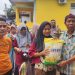 Bazar Murah di Kantor Desa Kadugenep Diserbu Warga