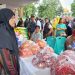Warga Kota Serang Rela Antre Demi Beli Sembako Murah di Alun-alun