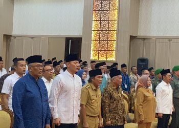 Kunker ke Banten, AHY Bagikan Puluhan Sertifikat Tanah Wakaf