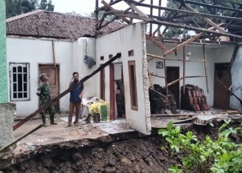 Satu Rumah Warga Longsor, Korban Rugi Rp 110 Juta