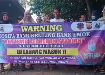 Warga Kampung Nangklak Tolak Bank Keliling