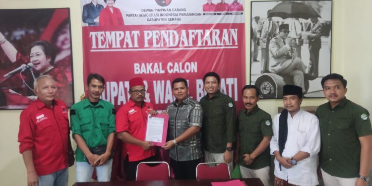 Ambil Formulir di PKB dan PDIP, Iip Miftahul Choiri Siap Jadi Penantang Andika Hazrumy