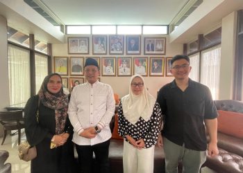 Isro Sowan ke Keluarga Besar Atut