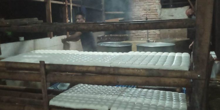 Selama Ramadan Ini, Produksi Tahu Turun
