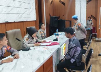 Propam Awasi Penerimaan Calon Anggota Polri di Polres Serang
