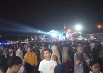Saksikan Gebrag Ngadu Bedug, Ribuan Warga Tumpah di Alun-alun Pandeglang