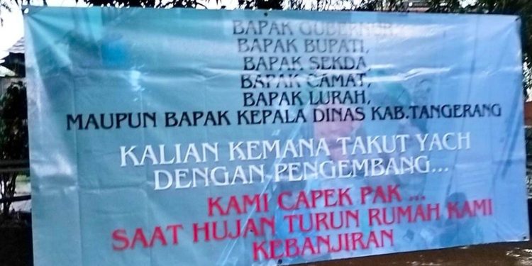 Kesal karena Kebanjiran Terus, Begini Cara Warga Binong Sindir Pejabat