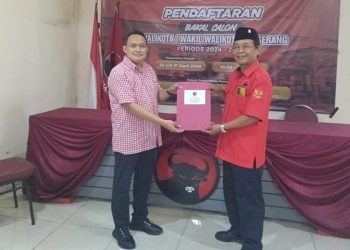 Nyalon Walikota Tangerang, Helmy Halim Resmi Daftar ke PDIP