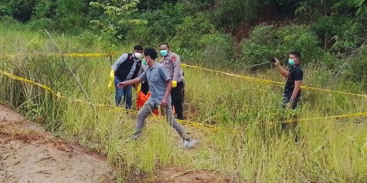 Mayat Membusuk Gegerkan Warga Rangkabitung