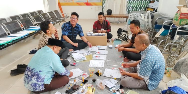Jumat Dini Hari, 430 Jemaah Calon Haji Asal Pandeglang Berangkat ke Asrama Haji Pondok Gede