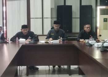 Pelaku Pariwisata di Anyer-Cinangka Keluhkan Sampah dan PJU, Disporapar Bakal Bentuk Satgas