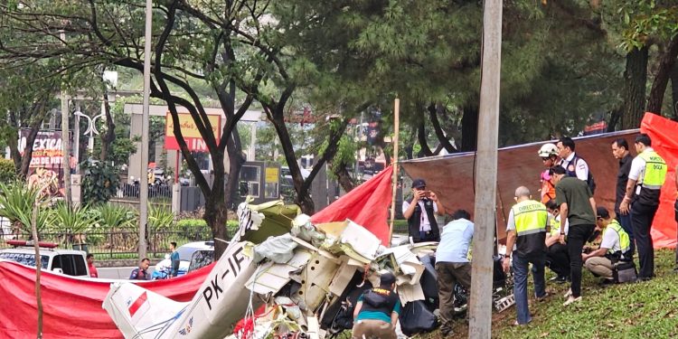 Polisi: Korban Kecelakaan Pesawat di Tangsel 3 Orang