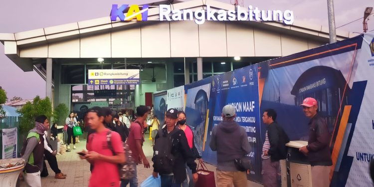 Usai Libur Panjang, KAI Layani 45.523 Ribu Penumpang di Stasiun Rangkasbitung