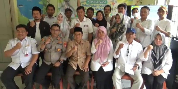 Masyarakat Baros, Petir dan Tunjung Teja Diminta Dapat Menjaga Lingkungan dengan Baik