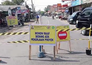 Jembatan Ciwalet Diperbaiki, Jalur AMD Lintas Timur Pandeglang Ditutup Total