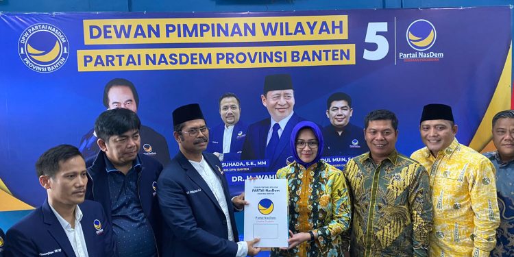 Airin dan Wahidin Halim Berebut Restu Surya Paloh