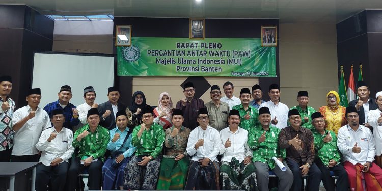 Bazari Syam Pimpin MUI Banten Gantikan Almarhum Tb Hamdi Ma’ani