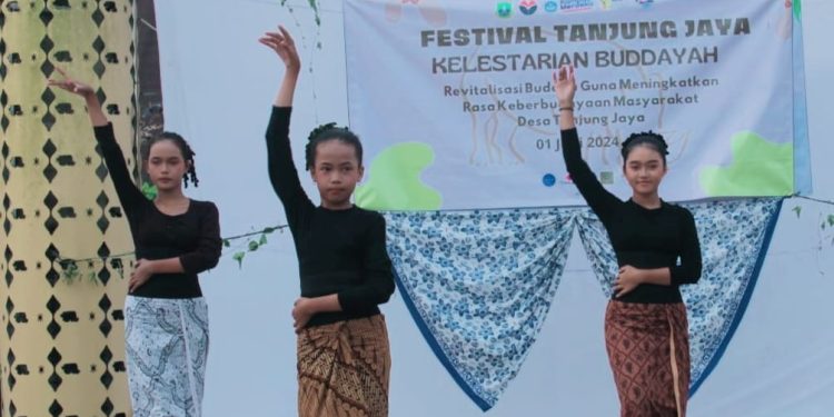 Jaga Kelestarian Kesenian Daerah, UPI Bandung Gelar Festival Tanjungjaya
