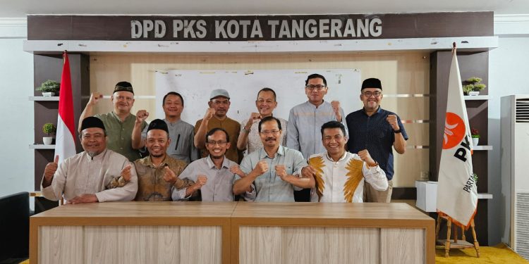 Maju Pilkada Kota Tangerang, Rektor UMT Silaturahmi ke PKS