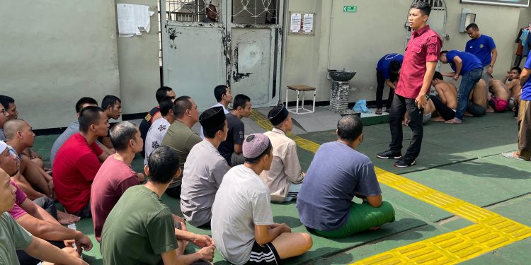 Ciptakan Rutan yang Aman dan Tertib, Jajaran Pengamanan Rutan Serang Beri Pengarahan Warga Binaan