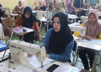 BLK Pandeglang Beri Pelatihan Angkatan Usia Kerja  