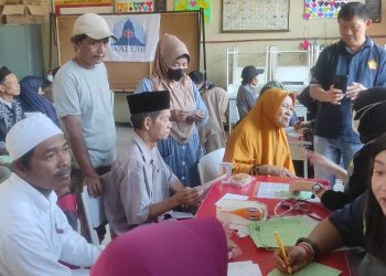 HUT ke-45 Desa Sindangheula, Warga Serbu Pengobatan Gratis