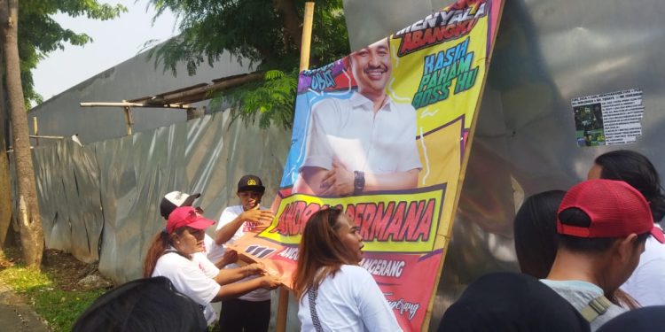 Jelang Pilkada Kota Tangerang, Ralawan Jangan Baper Bersihkan APK