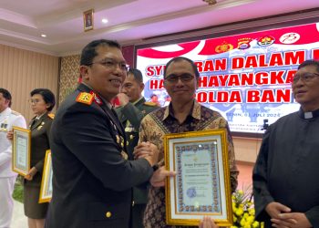 Kapolda Banten Beri Penghargaan kepada PT Chandra Asri Pacific