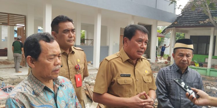 Maesyal Rasyid Tinjau Revitalisasi Gedung Sekolah KORPRI di Tigaraksa