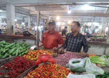Dikabarkan Bakal Naik Harga, Pasokan Minyak Kita Berkurang di Pasar Gudang Tigaraksa