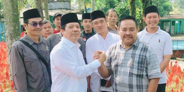 Pilkada Banten, Tb Entus Jalin Komunikasi Politik dengan Mulyadi CAS