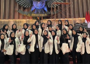 60 Mahasiswa UIN Banten Belajar Jadi Anggota DPR RI Satu Hari