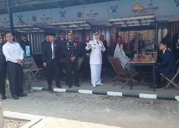 Bupati Irna Narulita Minta PKL di Alun-alun Pindah ke Wisata Kuliner Pandeglang Berkah