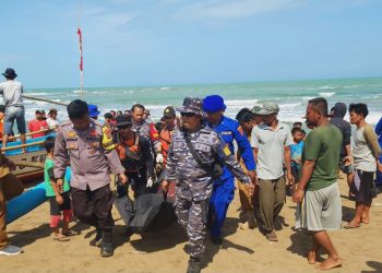 Jasad Nelayan yang Hilang di Pantai Rancecet Ditemukan
