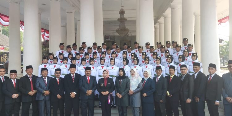 Jelang Pengibaran Bendera, Paskibraka Kabupaten Serang Diminta Jaga Kesehatan