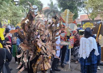 Ribuan Warga Kota Serang Saksikan Kirab Budaya HUT ke-17 Kota Serang