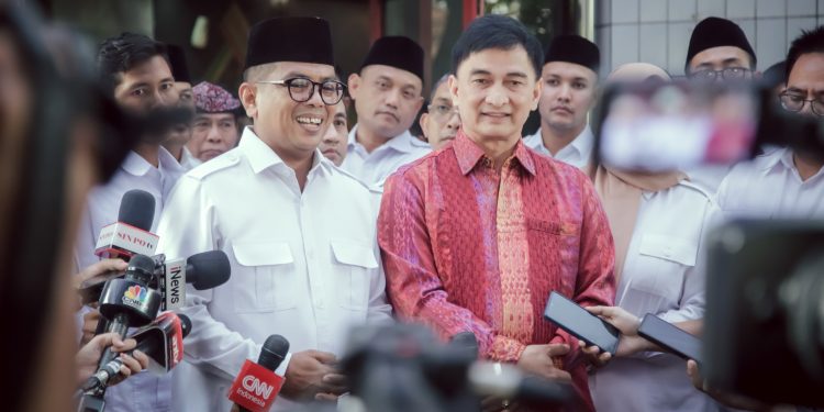 Andra-Dimyati Dapat Formulir B-1-KWK dari Prabowo Subianto, Siap Daftar ke KPU Banten
