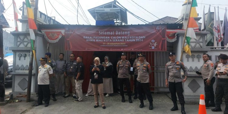 Jelang Pendaftaran Calon Walikota, Kantor KPU Kota Serang Dijaga Ketat
