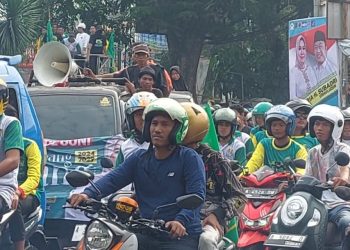 Ribuan Pendukung Ria-Subadri dari PPP Mulai Padati Jalan KH Abdul Fatah Hasan