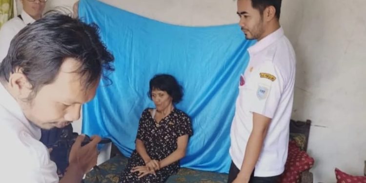 Disdukcapil Jemput Bola Perekaman KTP Warga Berkebutuhan Khusus