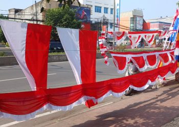 Jelang HUT Kemerdekaan RI ke-79, Penjual Bendera Mulai Menjamur
